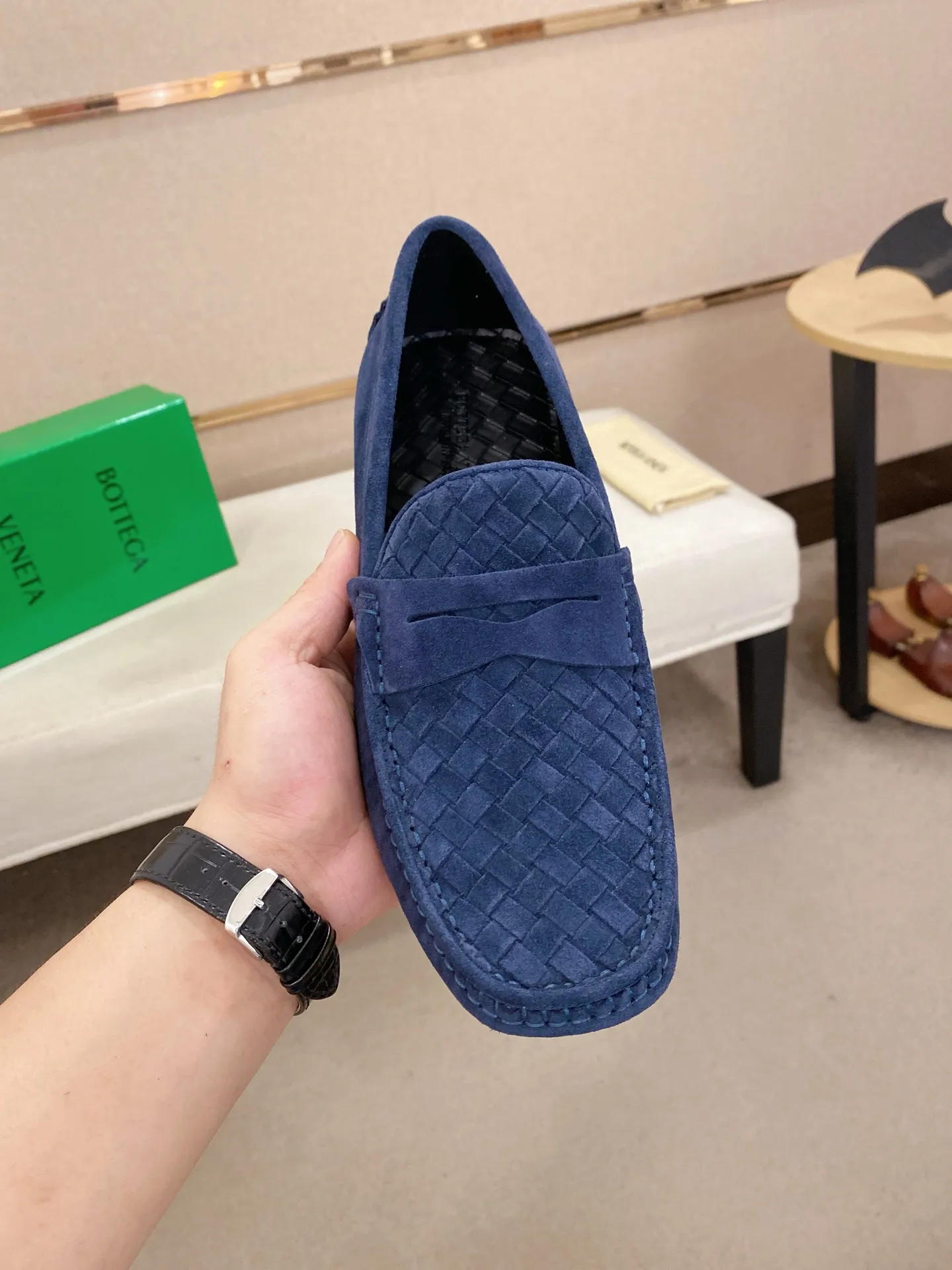 Men's shoes 💰 400💰 (Niu Li + Niu Pad) [BV] latest hot style‼ ️Casual men's shoes, uppers imported deer pattern first-layer cowhide ➕Full imported cowhide lining✔️Exquisite workmanship, excellent foot feel, special rubber soles✔️, cool and fashionable, the latest fashion, fashionable outsole, hurry up. Code number: 38-44 (can be customized to 37.45, non-refundable)